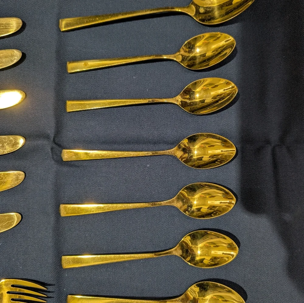 DIRIGOLD DIRILYTE‎ * REGAL GOLD FLATWARE SET * 26Pcs *